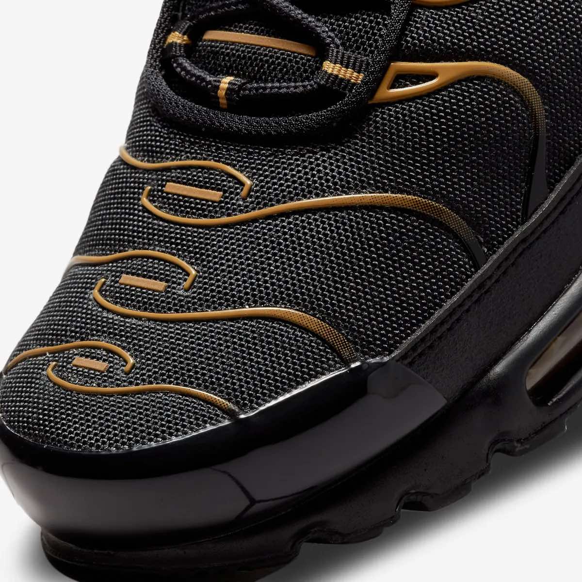 Nike Air Max Plus Cordura "Black Wheat"